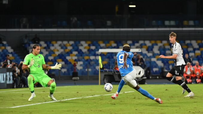 Il goal del 2-0 messo a segno dal bomber del Napoli, Victor Osimhen (foto di Vincenzo Di Monda)