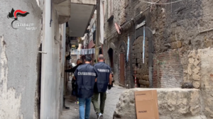 Camorra: ospedale nelle mani del clan Contini, 11 arresti a Napoli