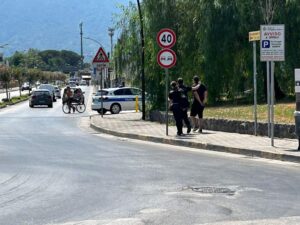 Pomigliano: il cadavere (accoltellato) trovato nell’auto è del padre dell’arrestato. Trasportato nel bagagliaio dalla Germania