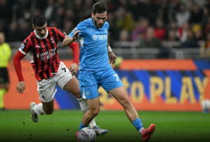 Milan-Napoli 0-2. Partenopei cinici sbancano San Siro. La capolista vola