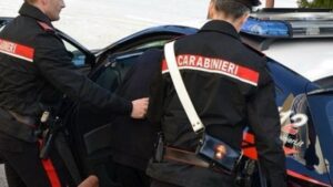 Pomigliano. Arrestato ricercato per evasione: sorpreso al ristorante con la moglie