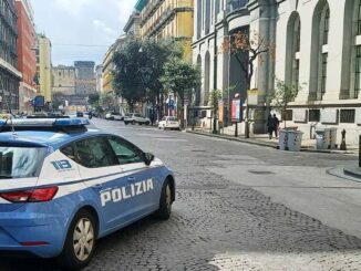 Quindicenne ucciso a colpi di pistola a Napoli