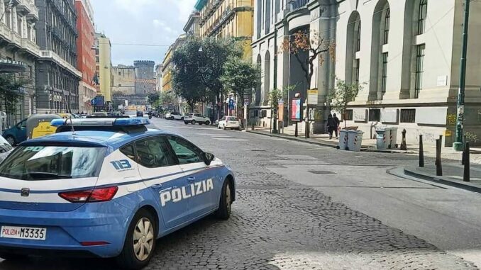 Quindicenne ucciso a colpi di pistola a Napoli